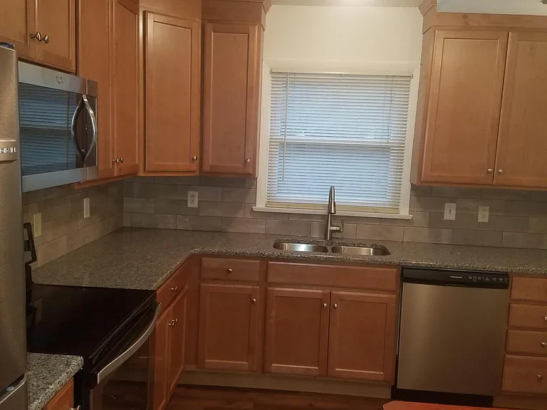 403 W Uwchlan Ave — Photo 6