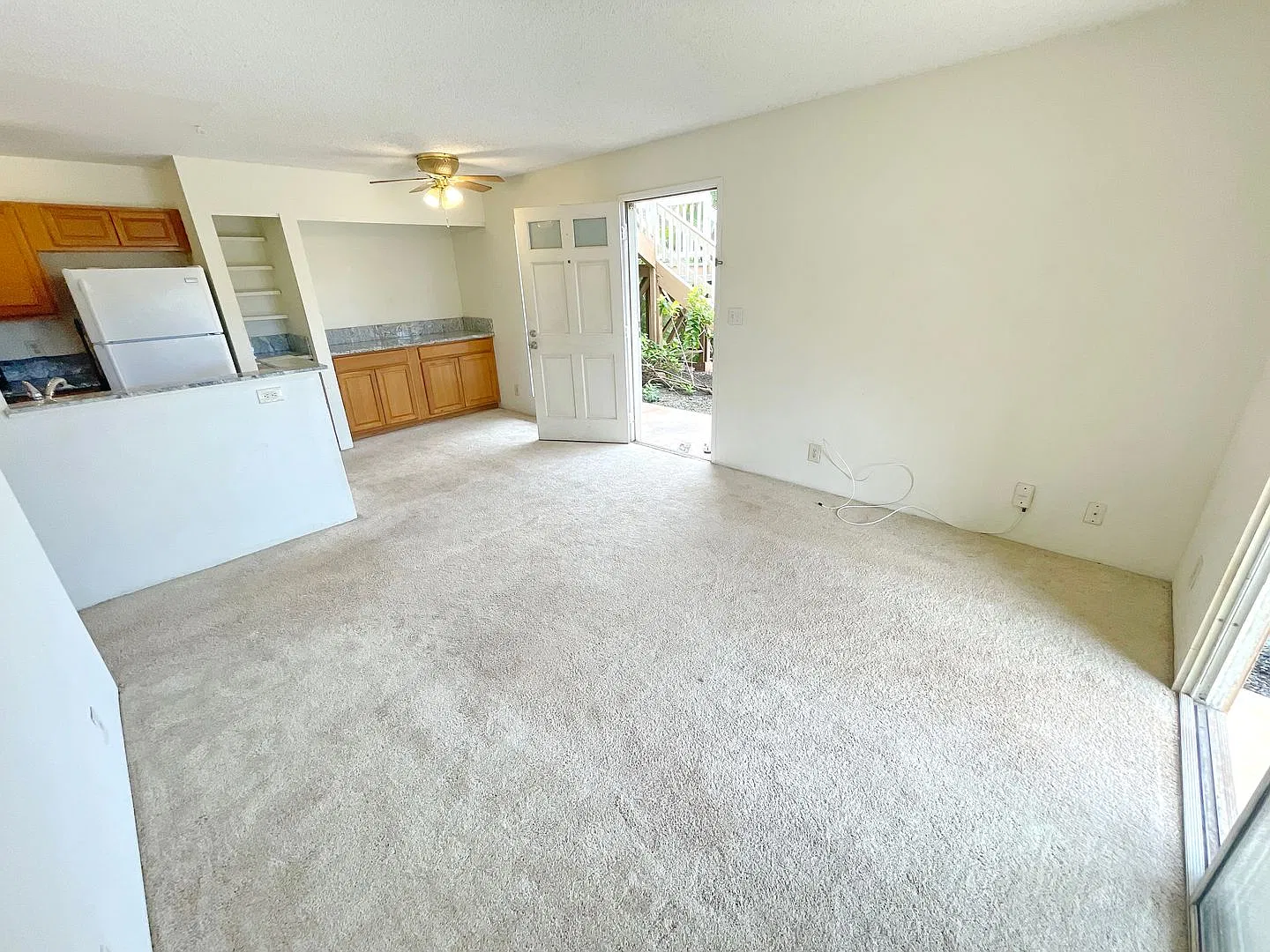 Ground Floor Kihei Villages Unit - Fenced Yard- One Parking Space — Photo 2