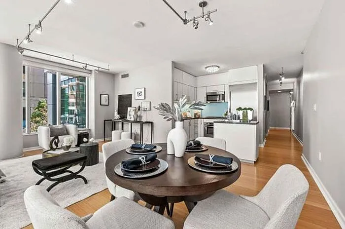 318 Spear St #3B — Photo 4