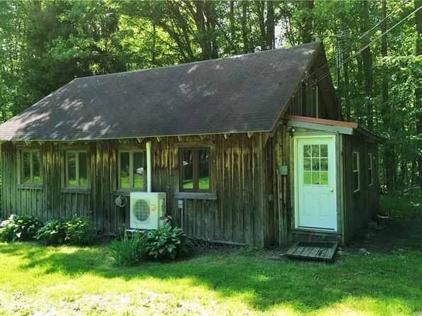 7481 Hoffman Rd, Holland Patent, NY 13354