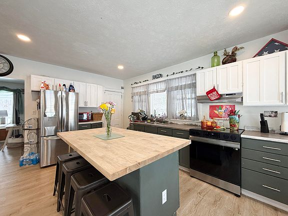 4th image of 64374 Mullen Rd