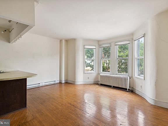 5th image of 4610 Baltimore Ave