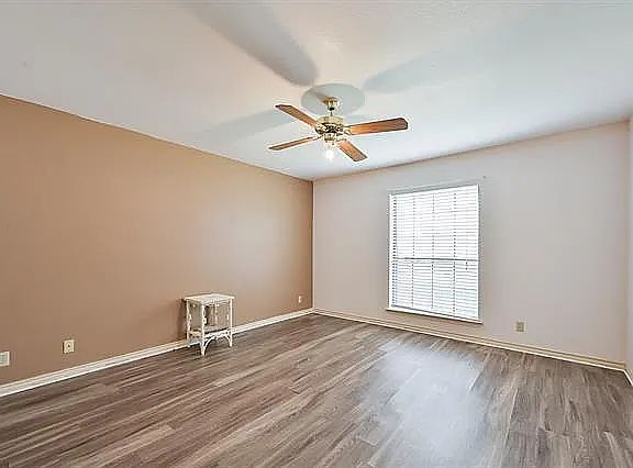 4th image of 215 Northwood Blvd