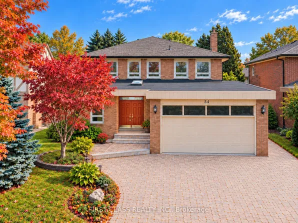 54 Magpie Cres, Toronto, ON M2L 2E5