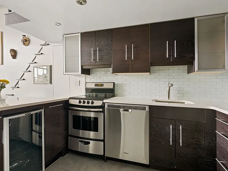 111 4th Ave #8G — Photo 5
