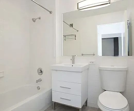 2nd image of 70 Battery Pl APT 516