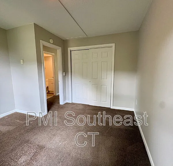 54 Hempstead St #1 — Photo 7