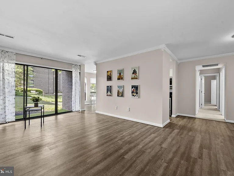 11240 Chestnut Grove Sq #157 — Photo 33
