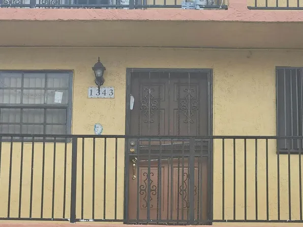 1343 W 51st Pl #B-4, Hialeah, FL 33012