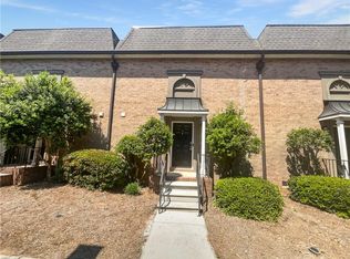 6980 Roswell Rd UNIT J6, Sandy Springs, GA 30328