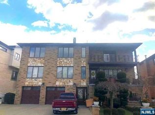 1578 Ann St #2, Fort Lee, NJ 07024