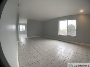 138 E 87th St #B, Los Angeles, CA 90003