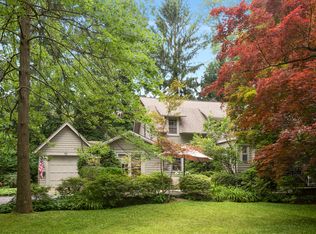 9 Dunham Rd, Scarsdale, NY 10583