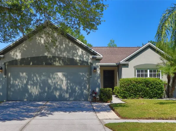 4208 Pine Isle Dr, Lutz, FL 33558