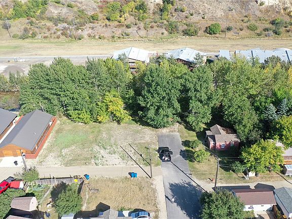 4th image of 0 11th St E