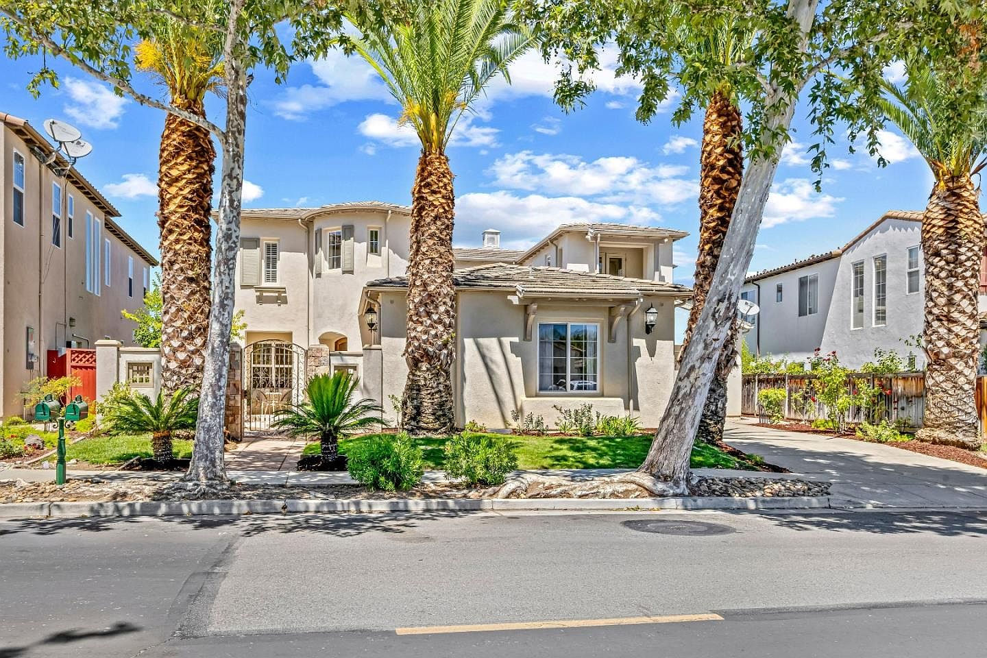 2520 Club Dr — Eagle Ridge Golf Club
