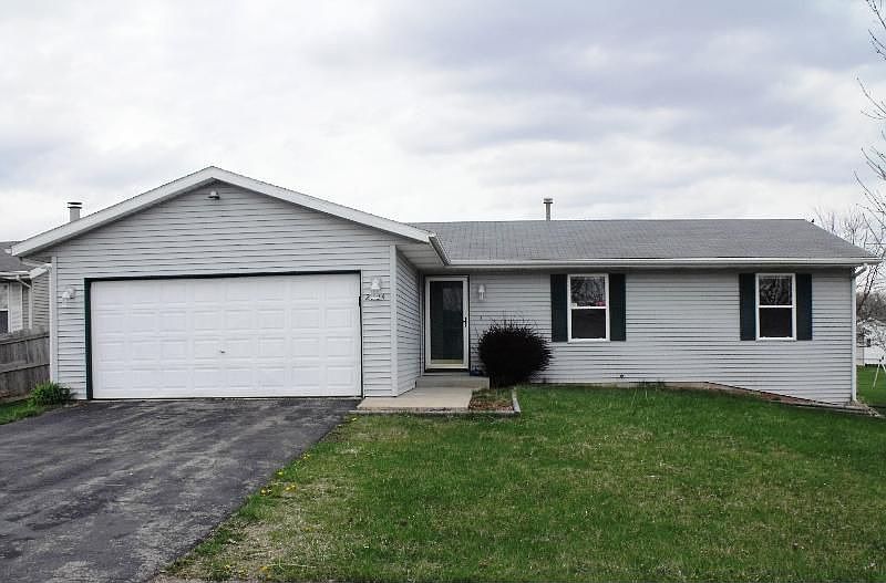 1st image of 2704 Bluffside Dr