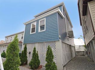 14 Webers Ct #1, Brooklyn, NY 11235