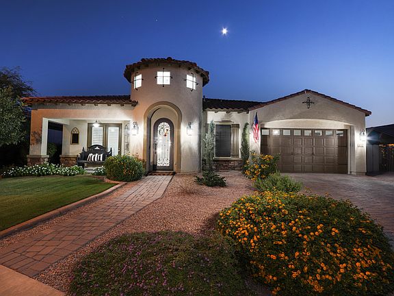 3rd image of 22315 E Creekside Dr