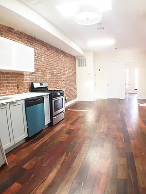 Rented by Ivy Properties | media 14