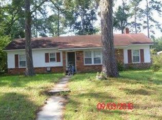 2222 Armstrong Dr, Savannah, GA 31404