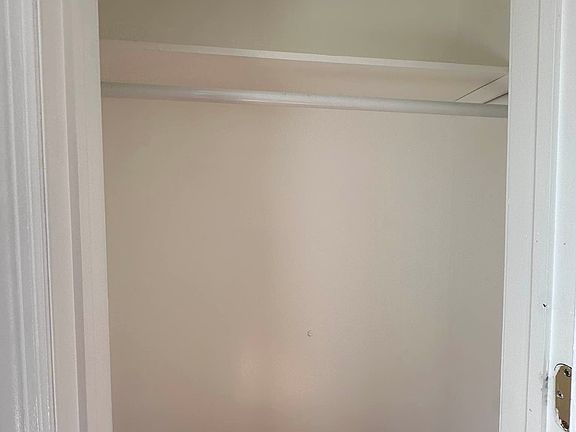 4th image of 322 E 104th St APT 4E