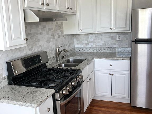 5th image of 70 Ashburton Ave #92zggmx7y