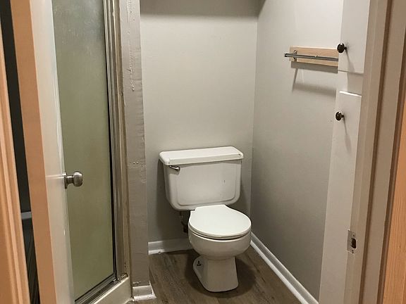 3rd image of 115 E Hefferman St #202