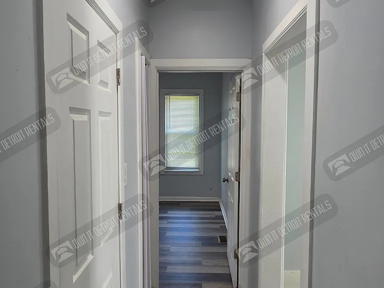 4188 Buckingham Ave — Photo 11