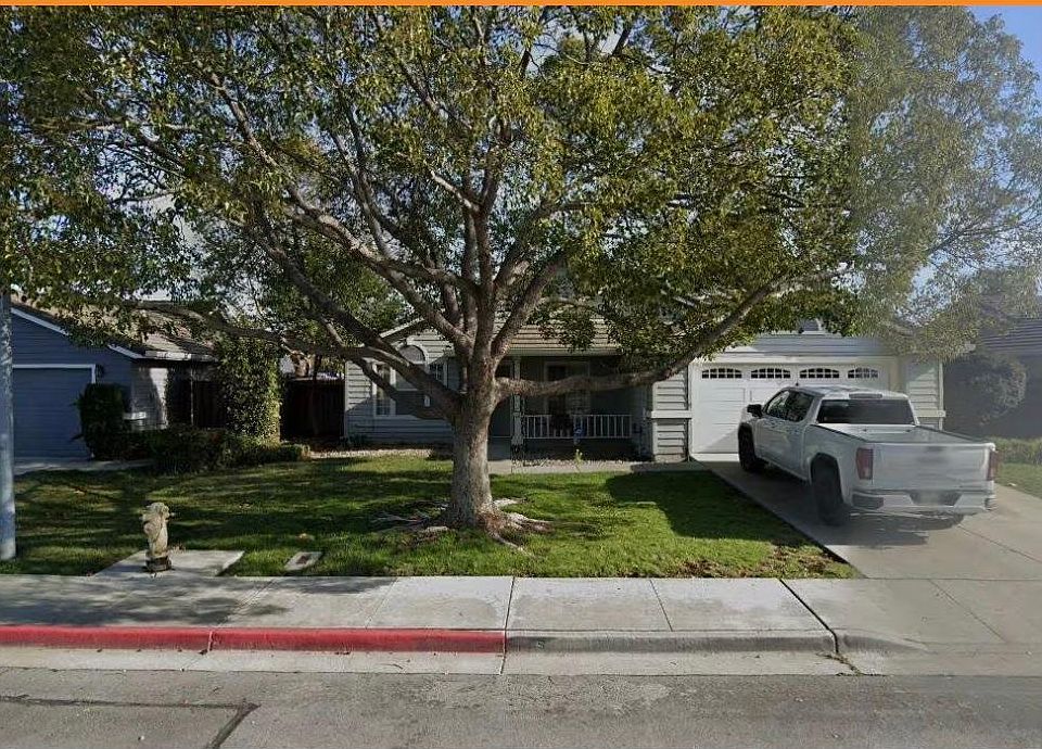 1st image of 871 Versailles Dr