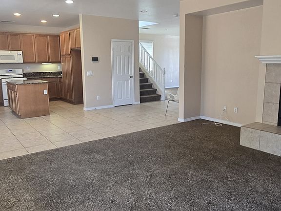 5th image of 8225 Buchanan Ct
