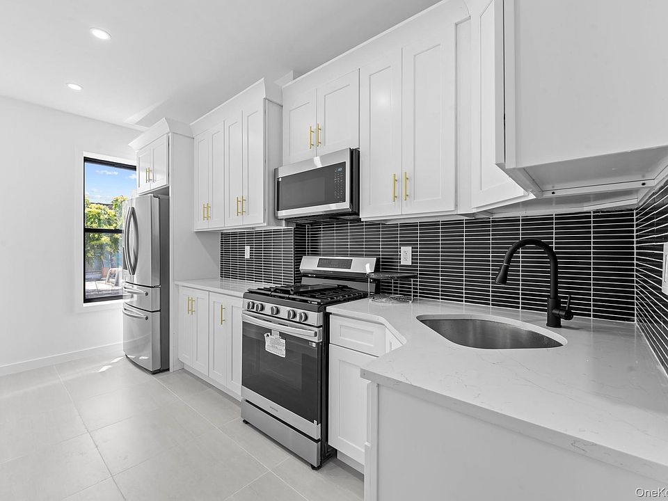 1st image of 346 Van Siclen Avenue