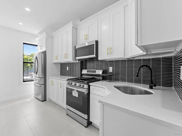 346 Van Siclen Avenue, Brooklyn, NY 11207