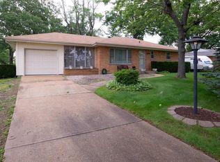 1027 Druso Ln, Saint Louis, MO