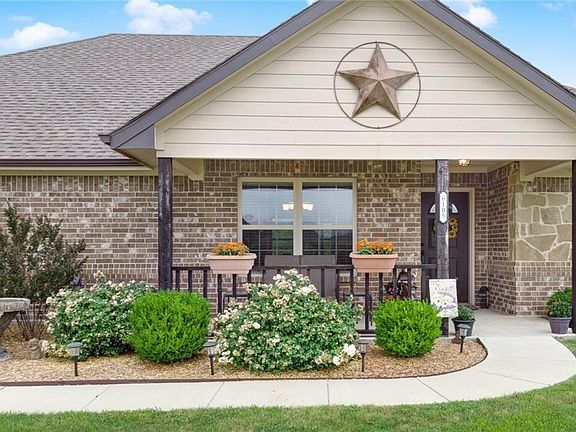 4th image of 6105 Pin Oak Ct