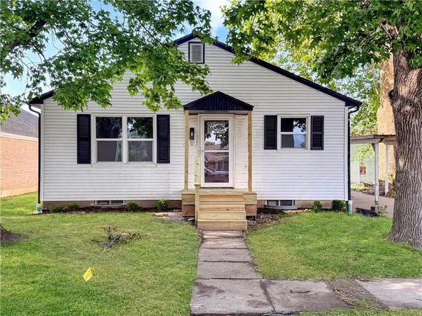 504 W 29th St, Higginsville, MO 64037