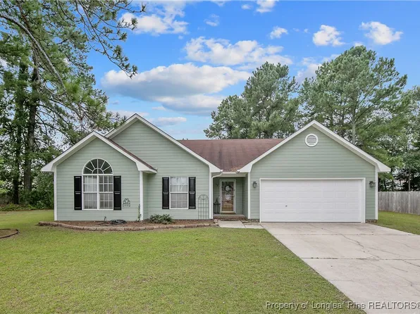 159 Independence Dr, Raeford, NC 28376