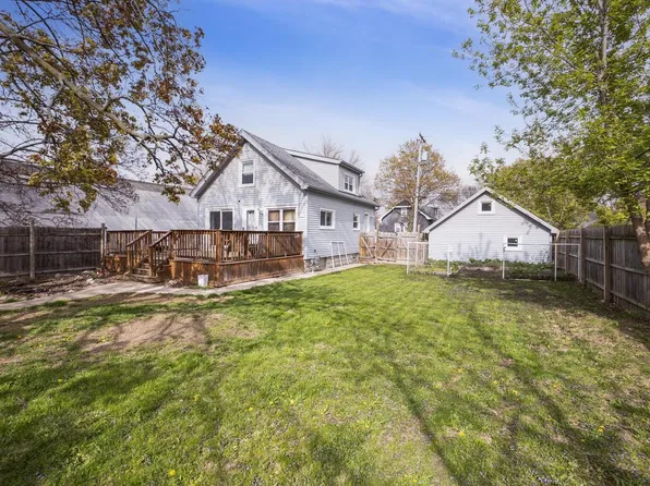 2316 South 76th STREET, West Allis, WI 53219