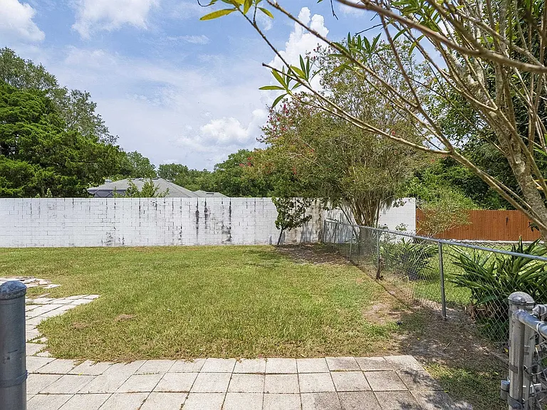 1040 Dorado Dr — Photo 41