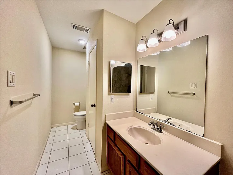 3038 Sam Houston Dr — Photo 18