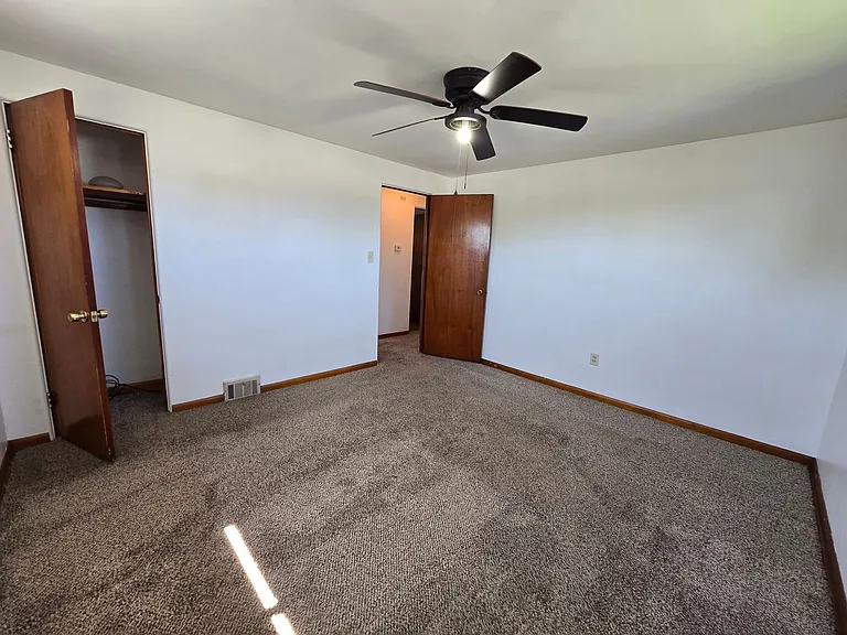 6388 Saltsburg Rd — Photo 10