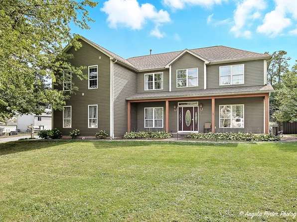 235 E Grand Ave, Fox Lake, IL 60020