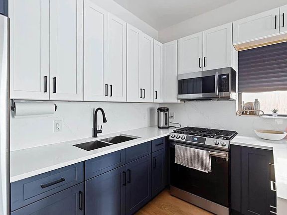 5th image of 539 Kingston Ave #2R