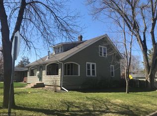 112 Lyndale Ave N, New Prague, MN 56071