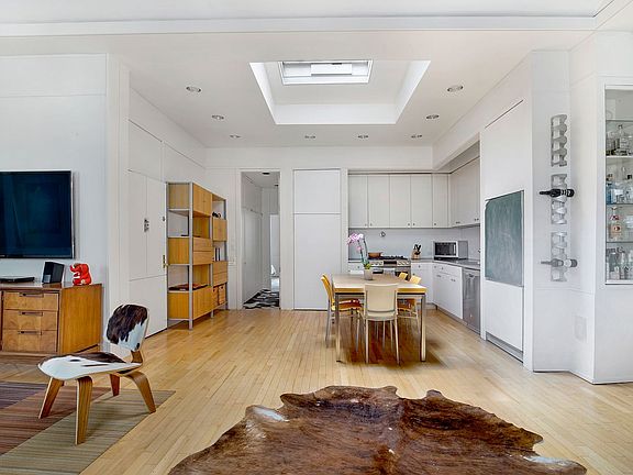 2nd image of 47 Bond St APT 5