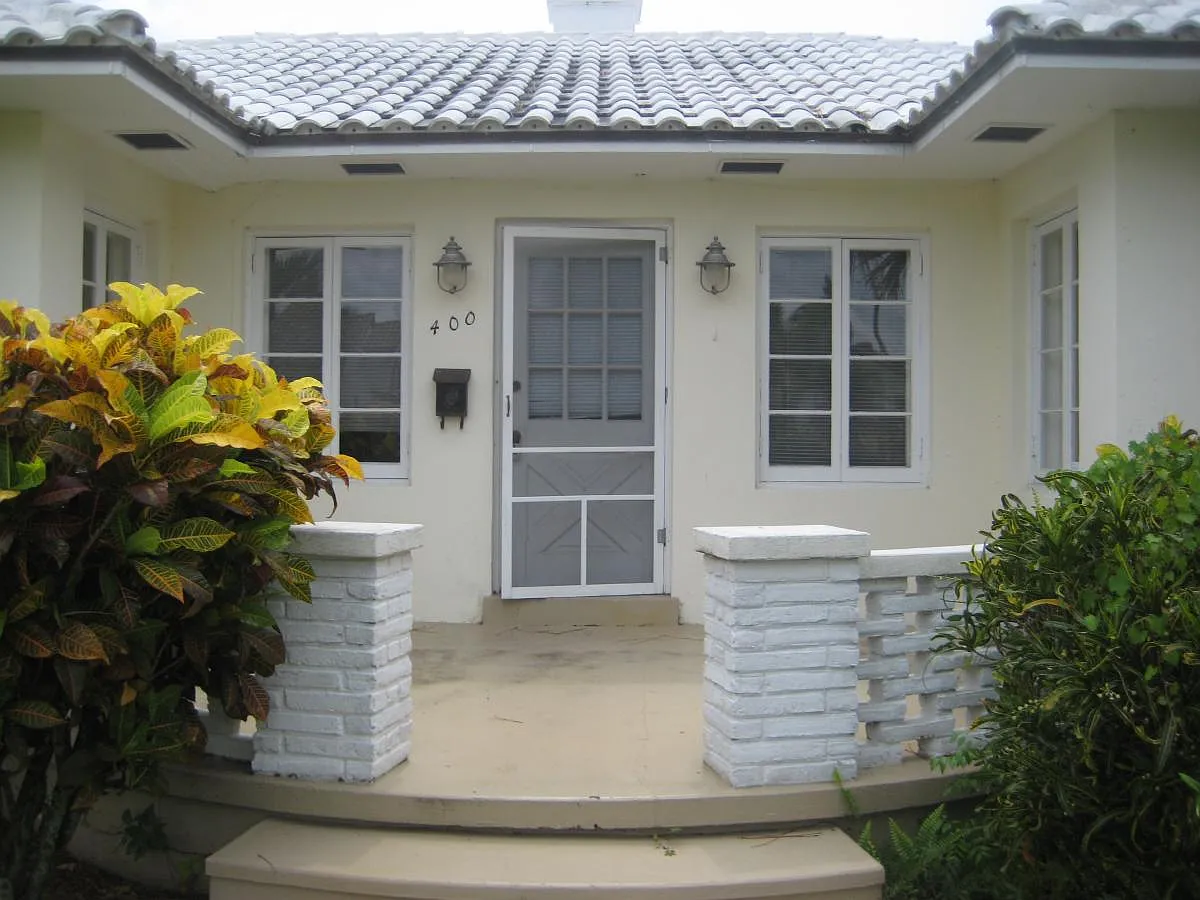 3 bed, 1311 sqft, $10,000 — Photo 2