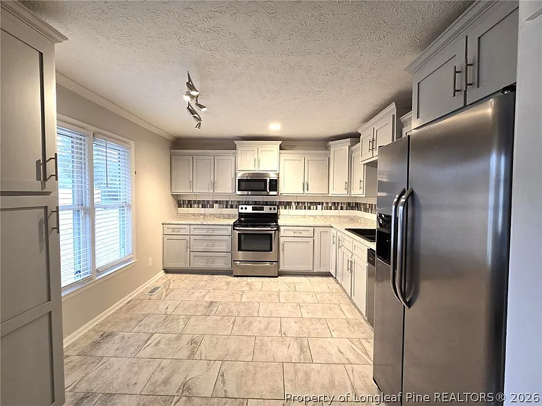 5600 Woodlake Ct — Photo 10