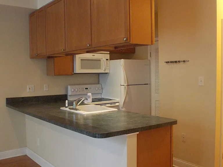 3109 Saint Paul St — Photo 8