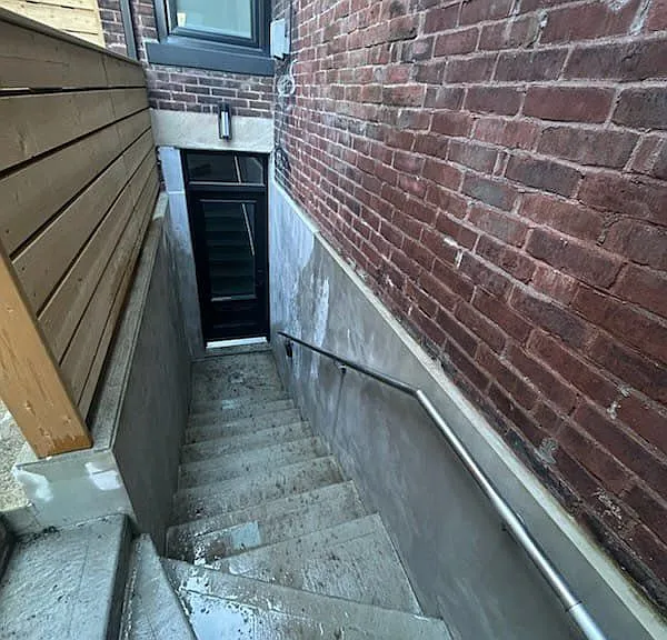 411 Concord Ave — Photo 3