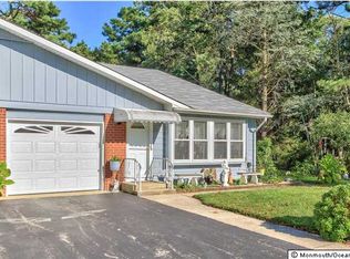 5B Buckskin Ct, Whiting, NJ 08759
